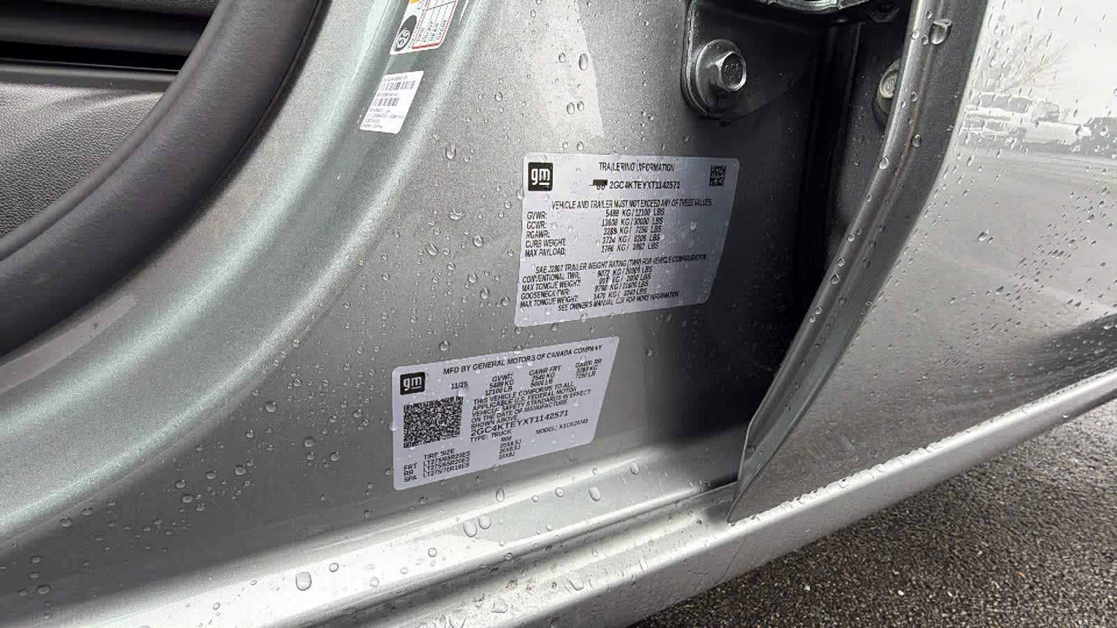 Thumbnail: 2026 Chevrolet Silverado 3500 - 30