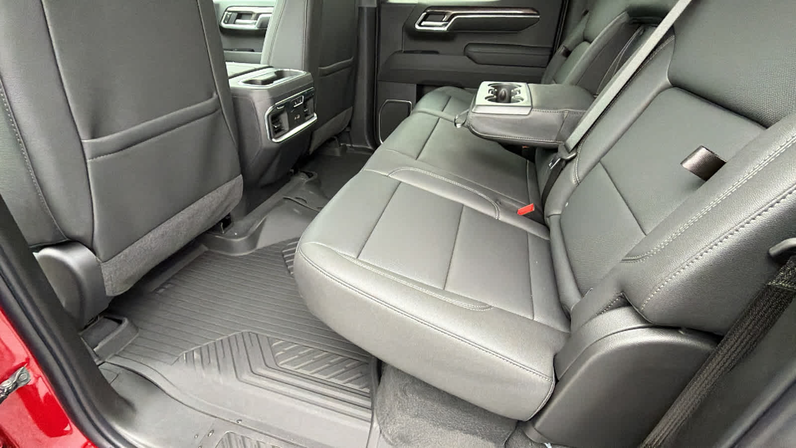 Thumbnail: 2026 Chevrolet Silverado 1500 - 24