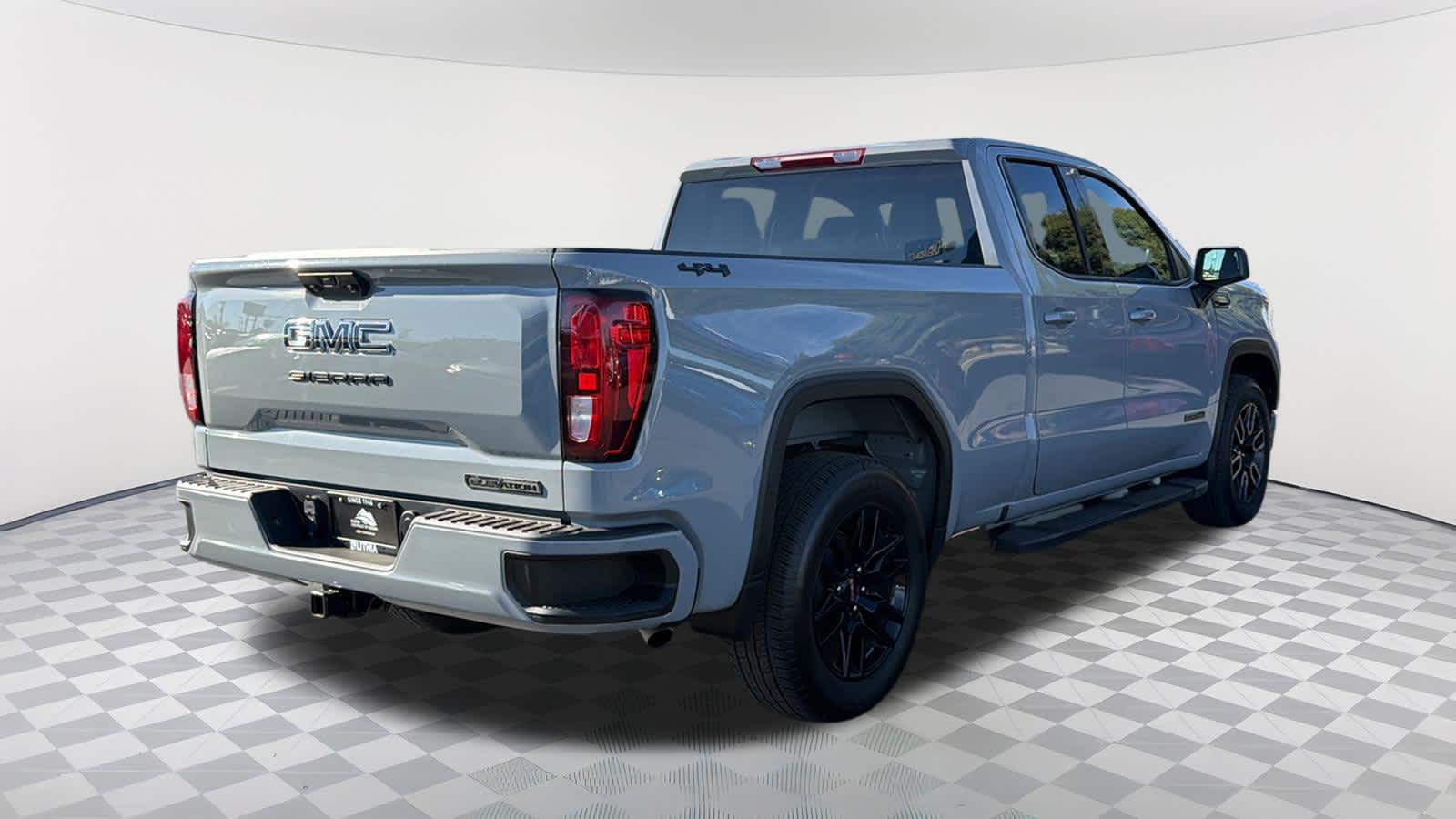 Thumbnail: 2024 GMC Sierra 1500 - 5