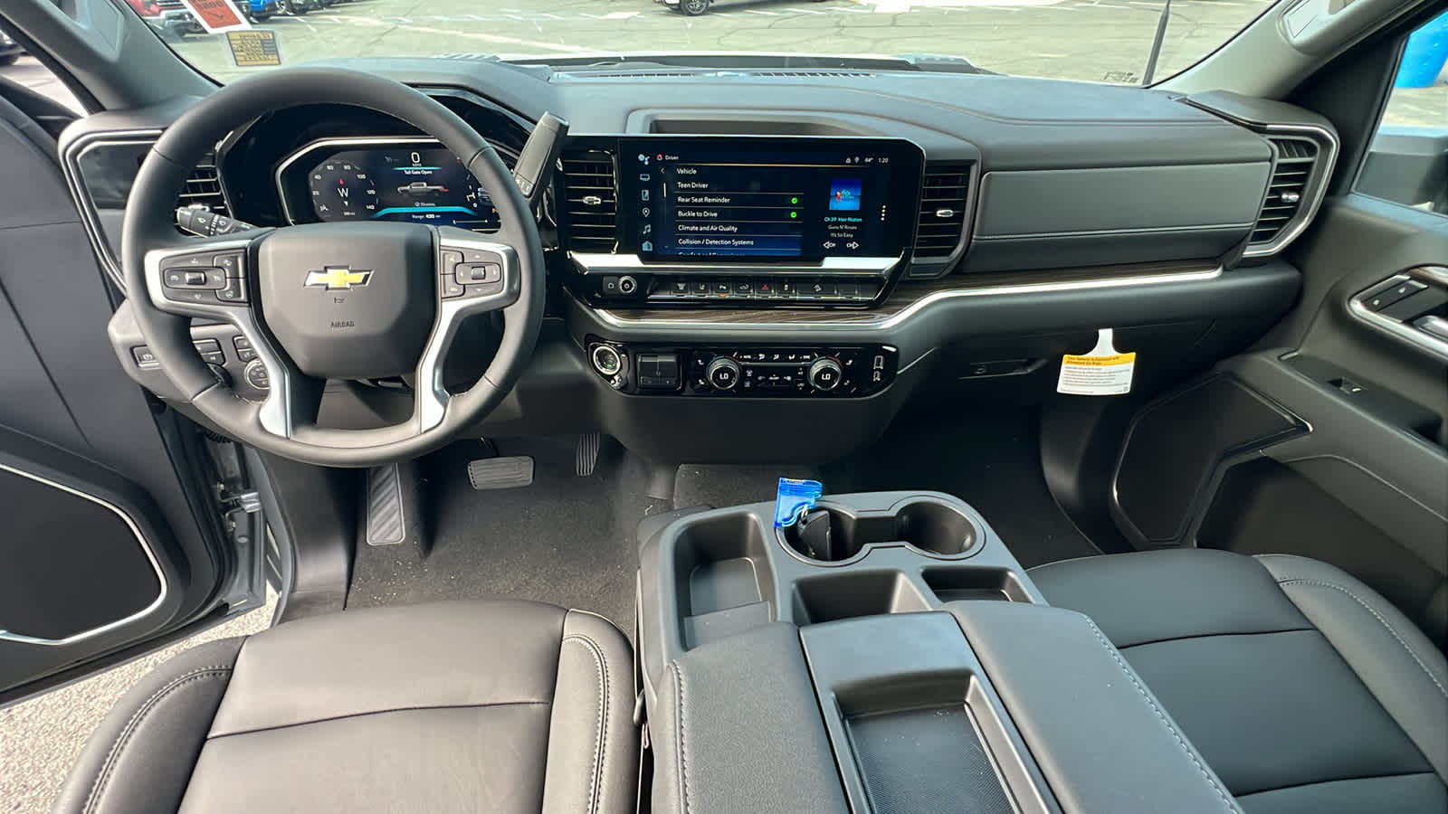 Thumbnail: 2026 Chevrolet Silverado 2500 - 26