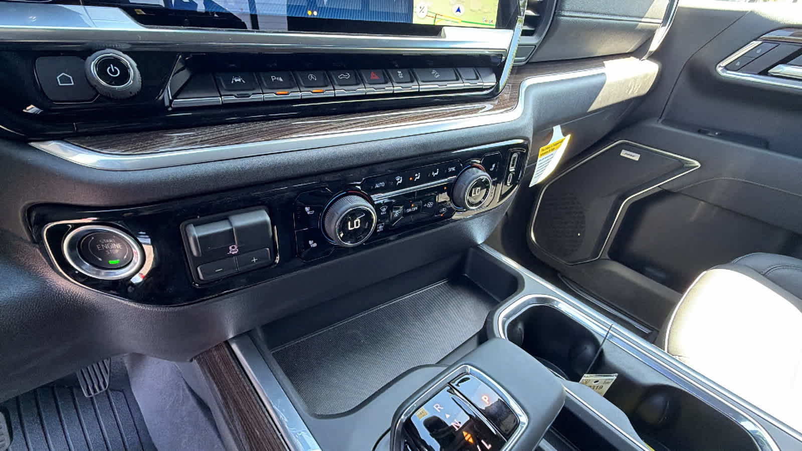 Thumbnail: 2026 Chevrolet Silverado 1500 - 14