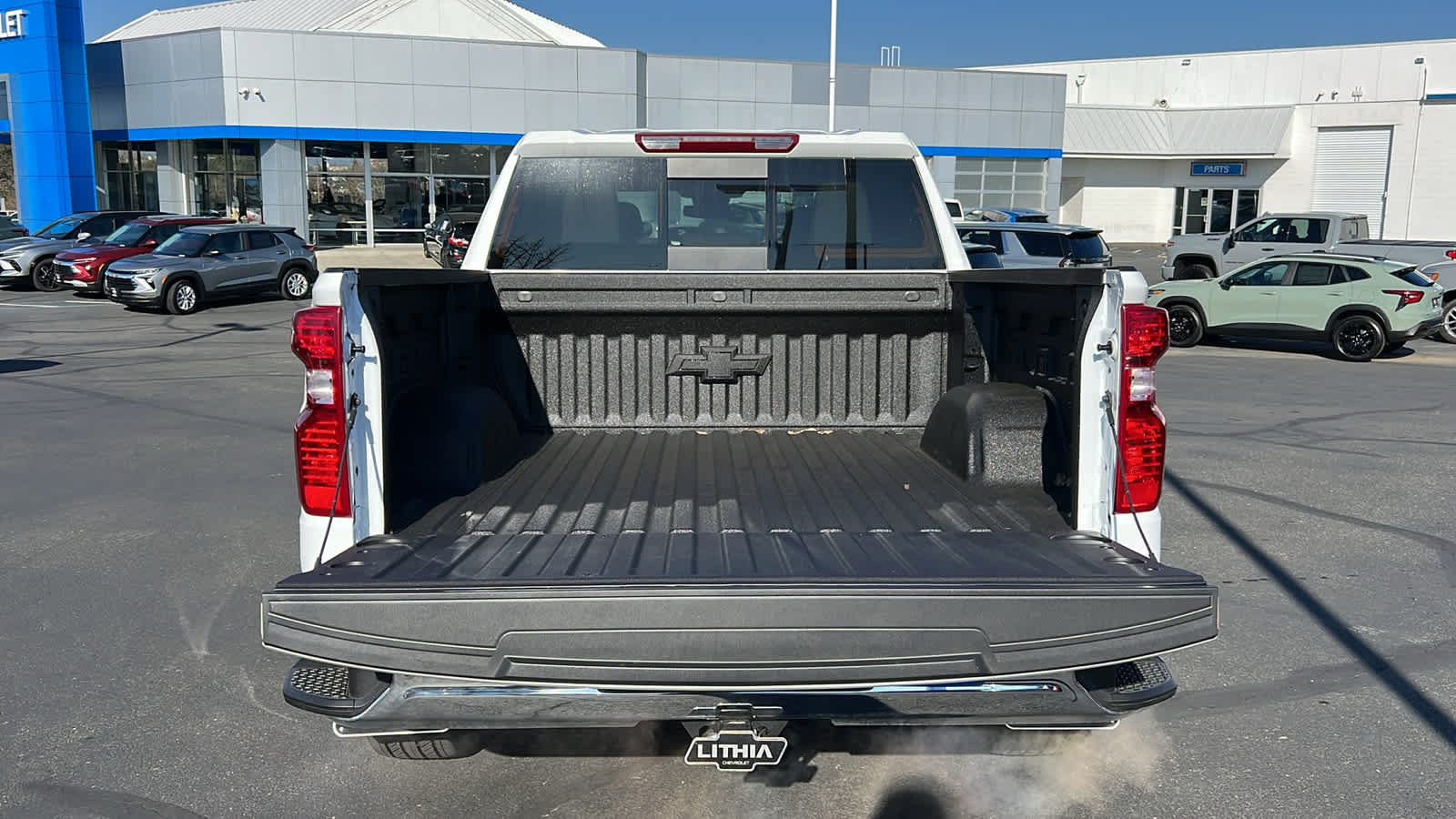 Thumbnail: 2025 Chevrolet Silverado 1500 - 19