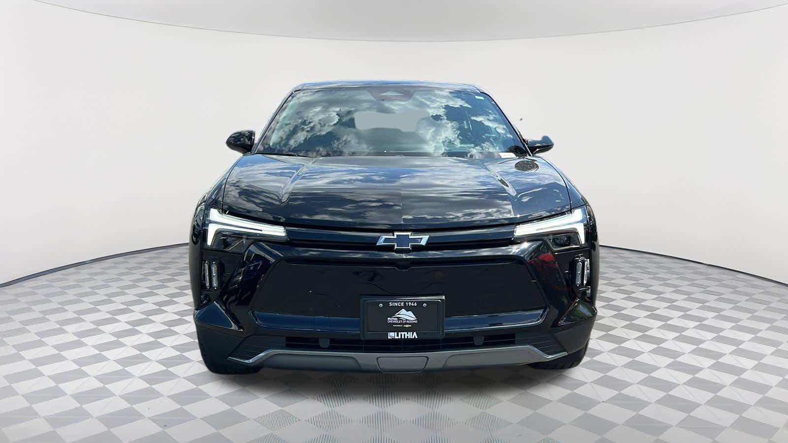 2024 Chevrolet Blazer EV photo 2