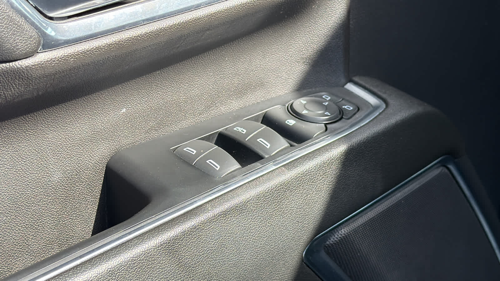 Thumbnail: 2024 Chevrolet Silverado 2500 - 22