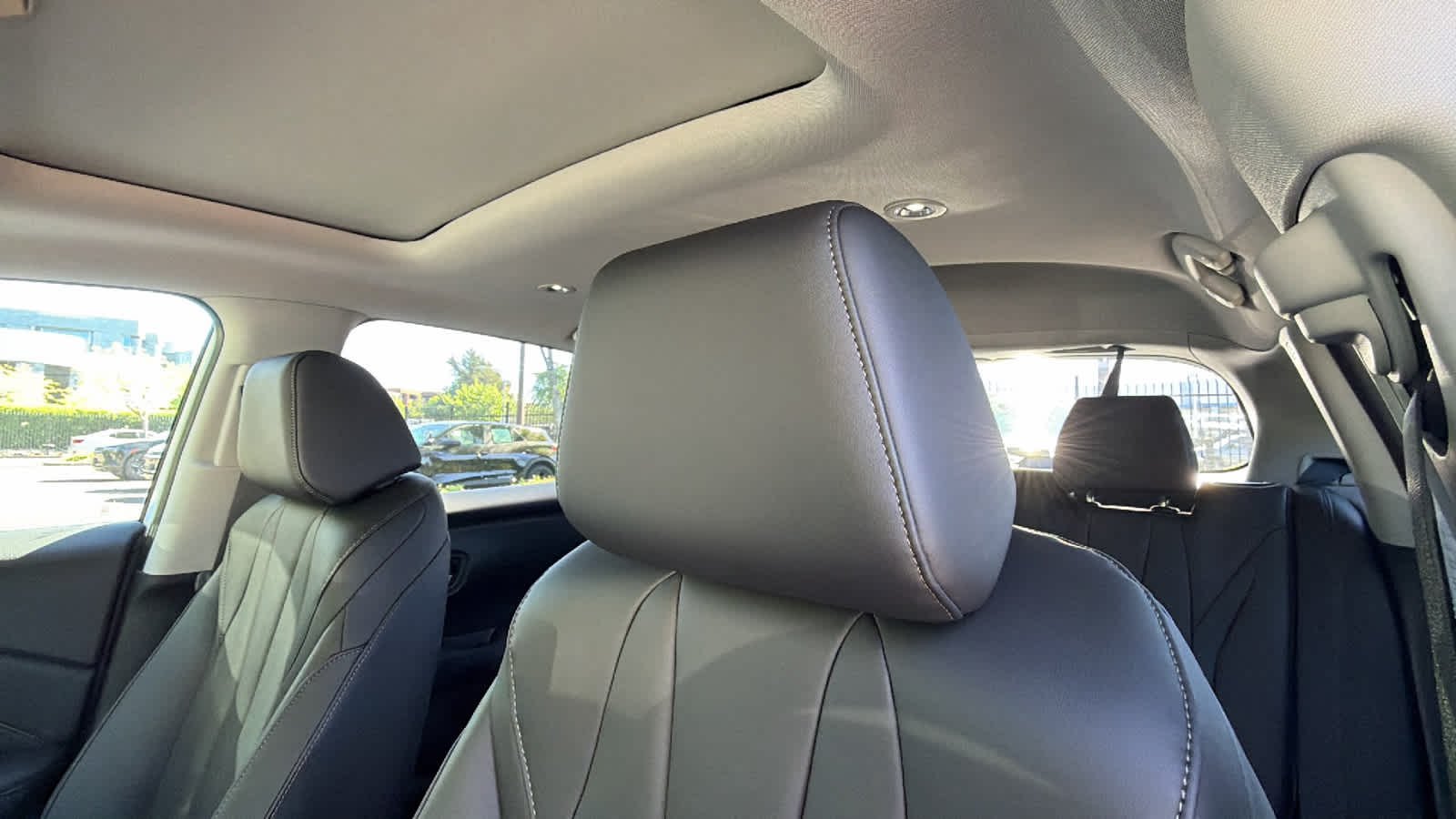 Thumbnail: 2025 Acura ADX - 11