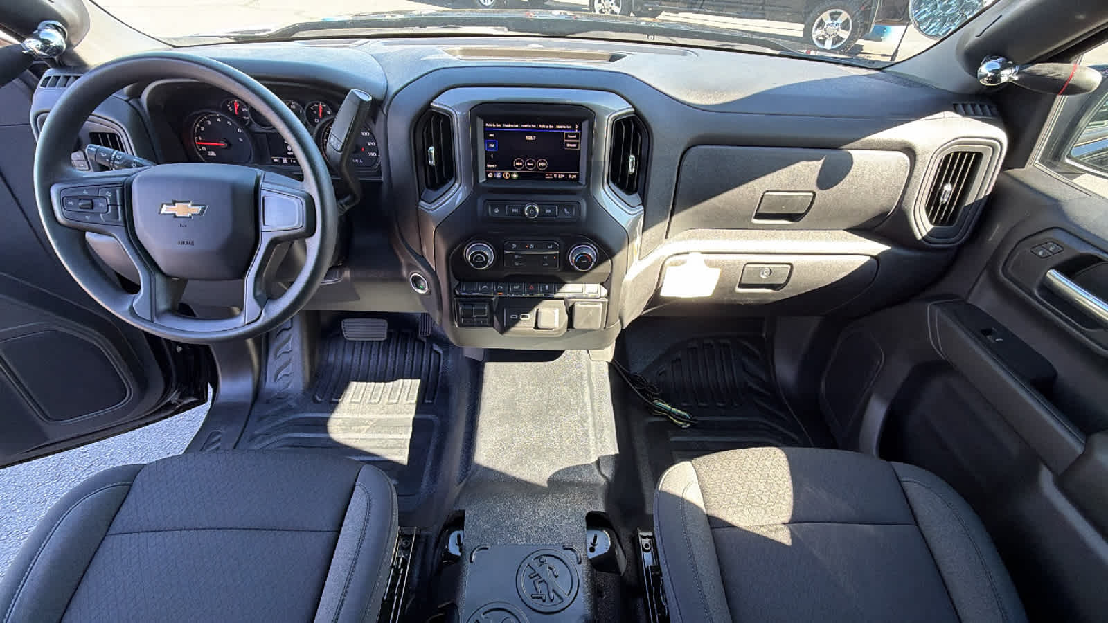 Thumbnail: 2026 Chevrolet Silverado 1500 - 25