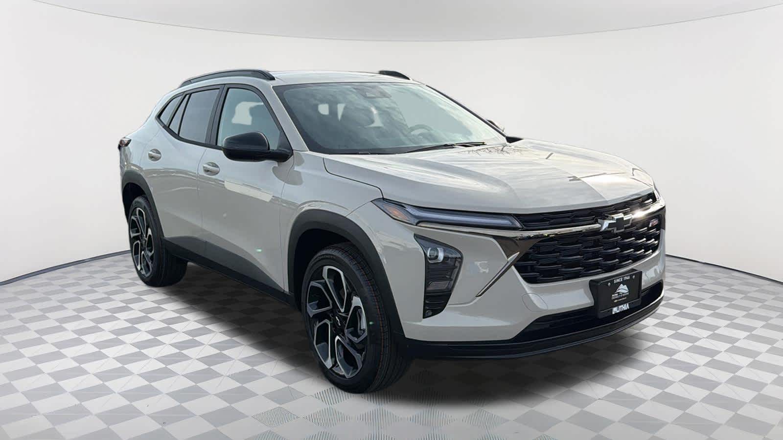 Thumbnail: 2026 Chevrolet Trax - 3