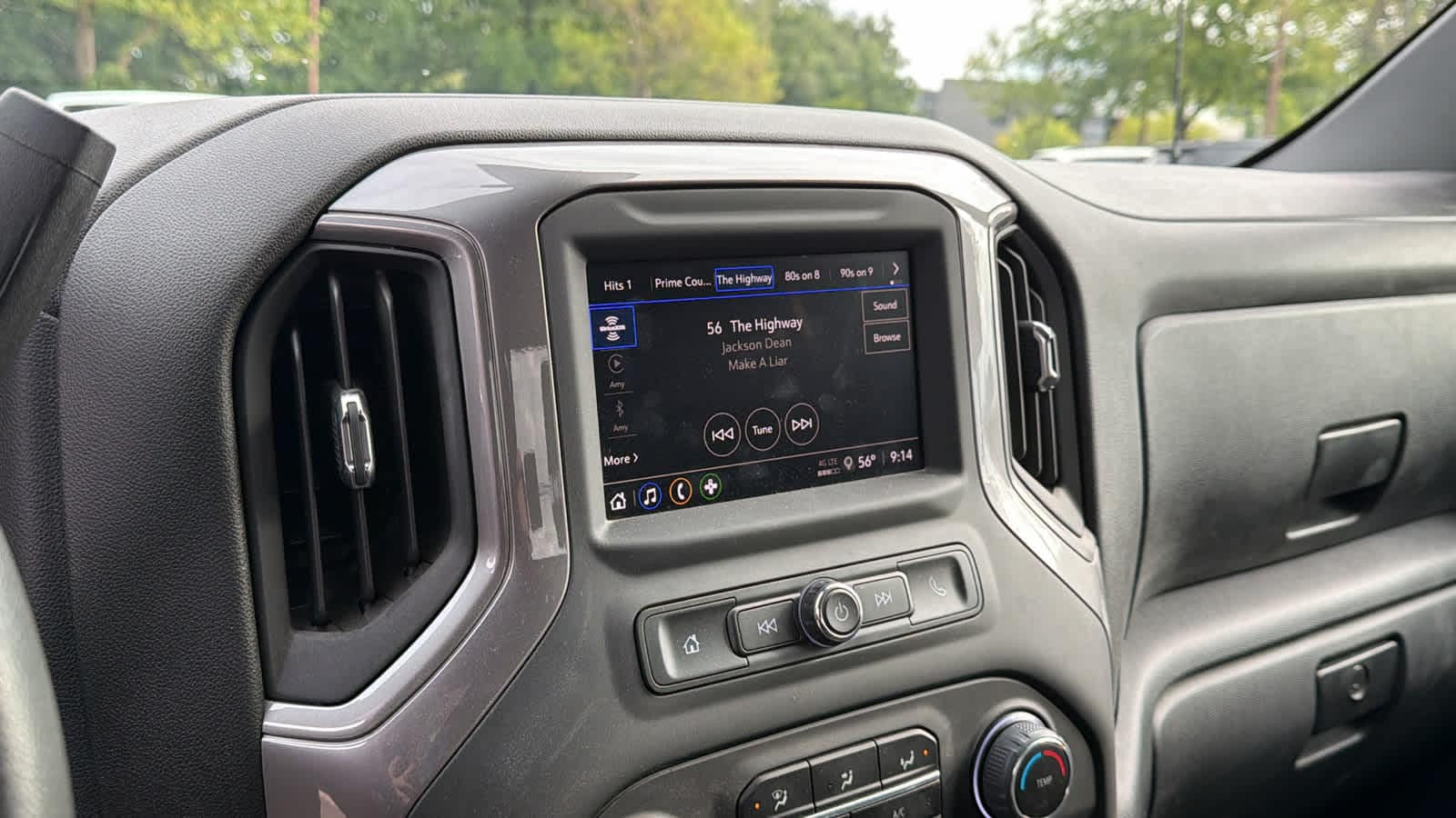 Thumbnail: 2022 Chevrolet Silverado 1500 - 14