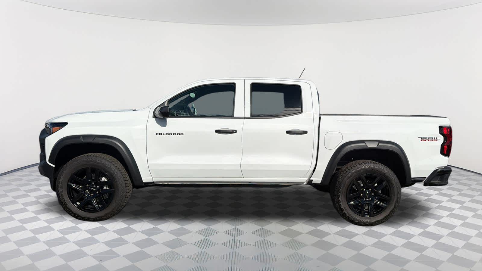 Thumbnail: 2025 Chevrolet Colorado - 8