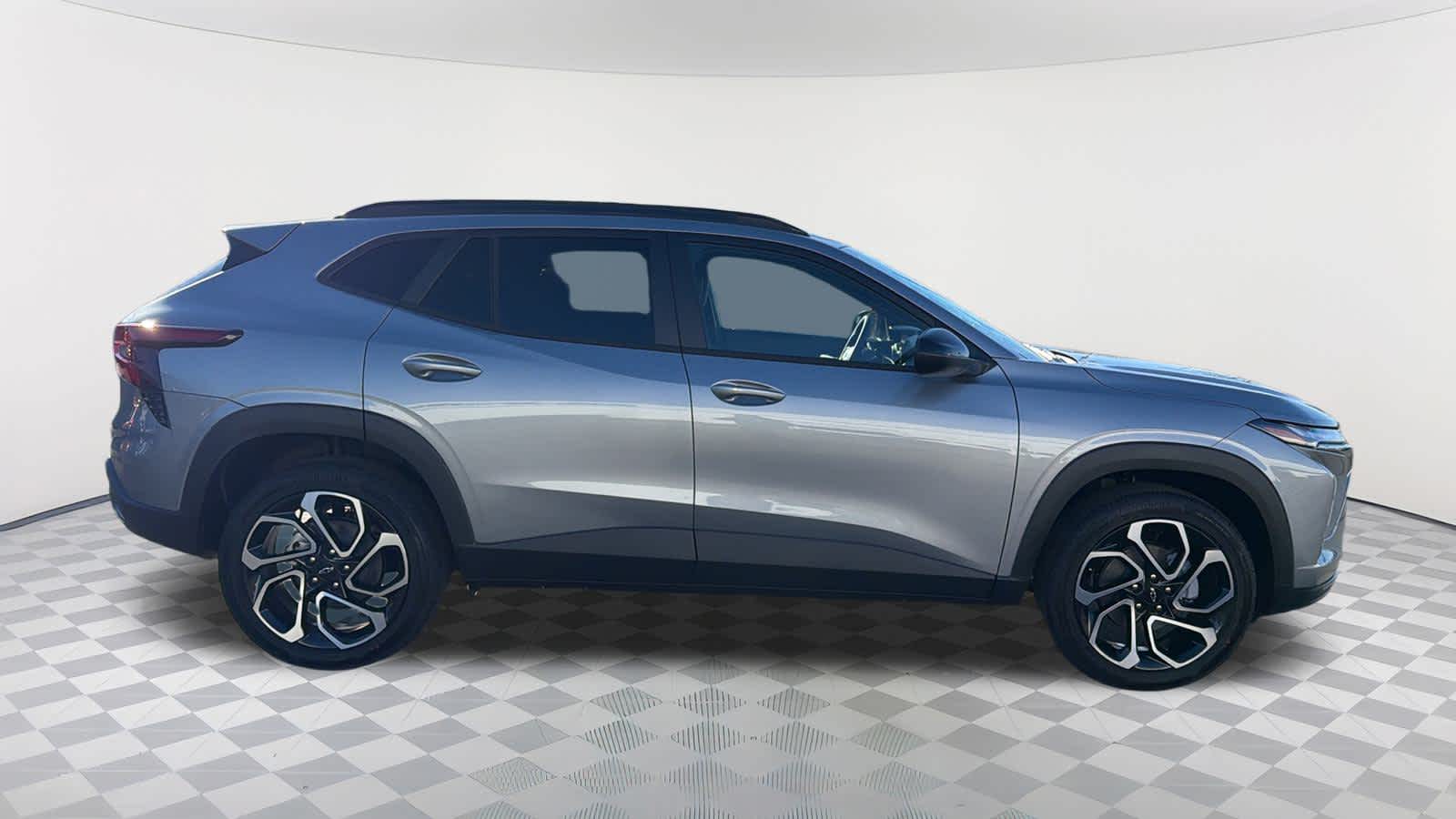 Thumbnail: 2026 Chevrolet Trax - 4