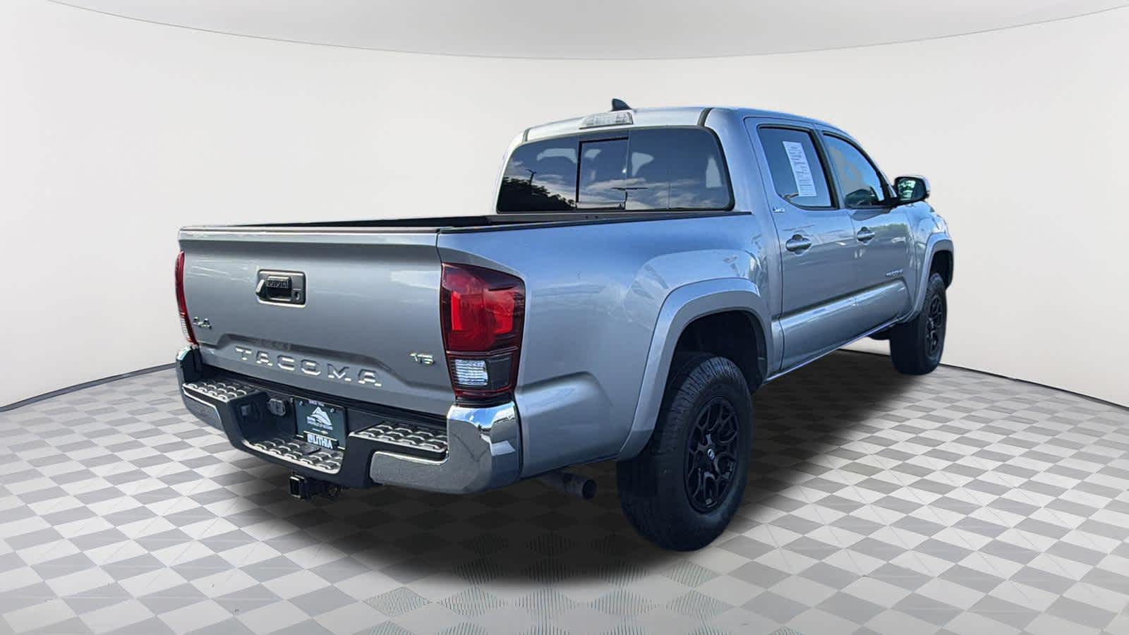 Thumbnail: 2021 Toyota Tacoma - 5