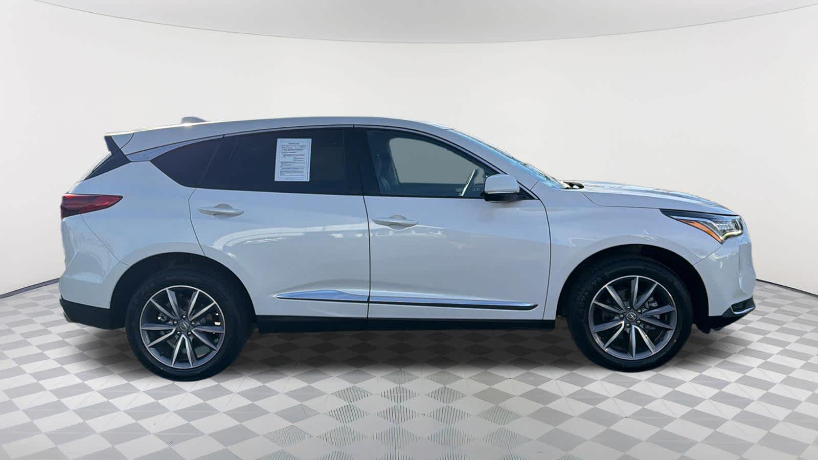 Thumbnail: 2023 Acura RDX - 4