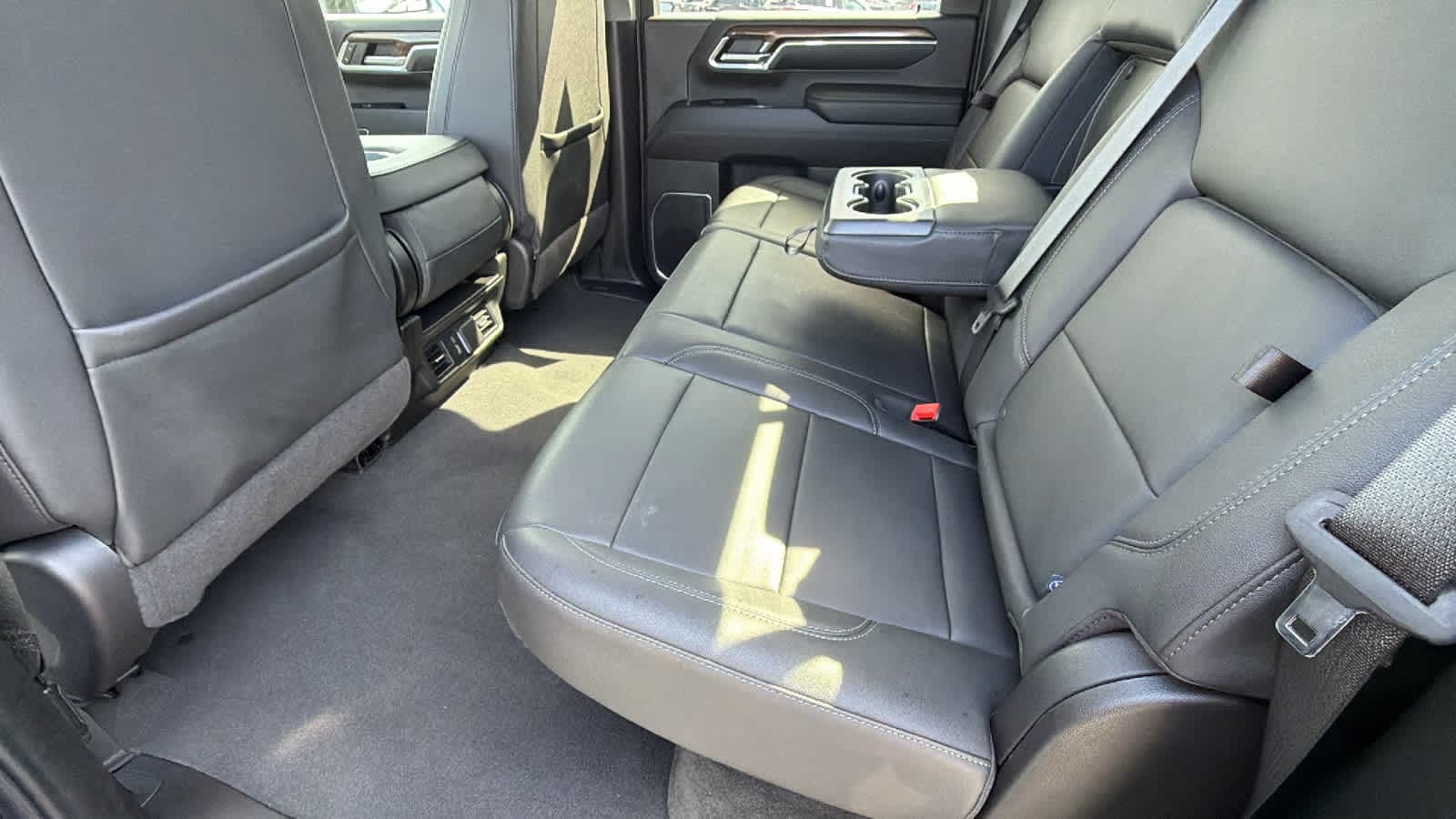 Thumbnail: 2024 Chevrolet Silverado 2500 - 24