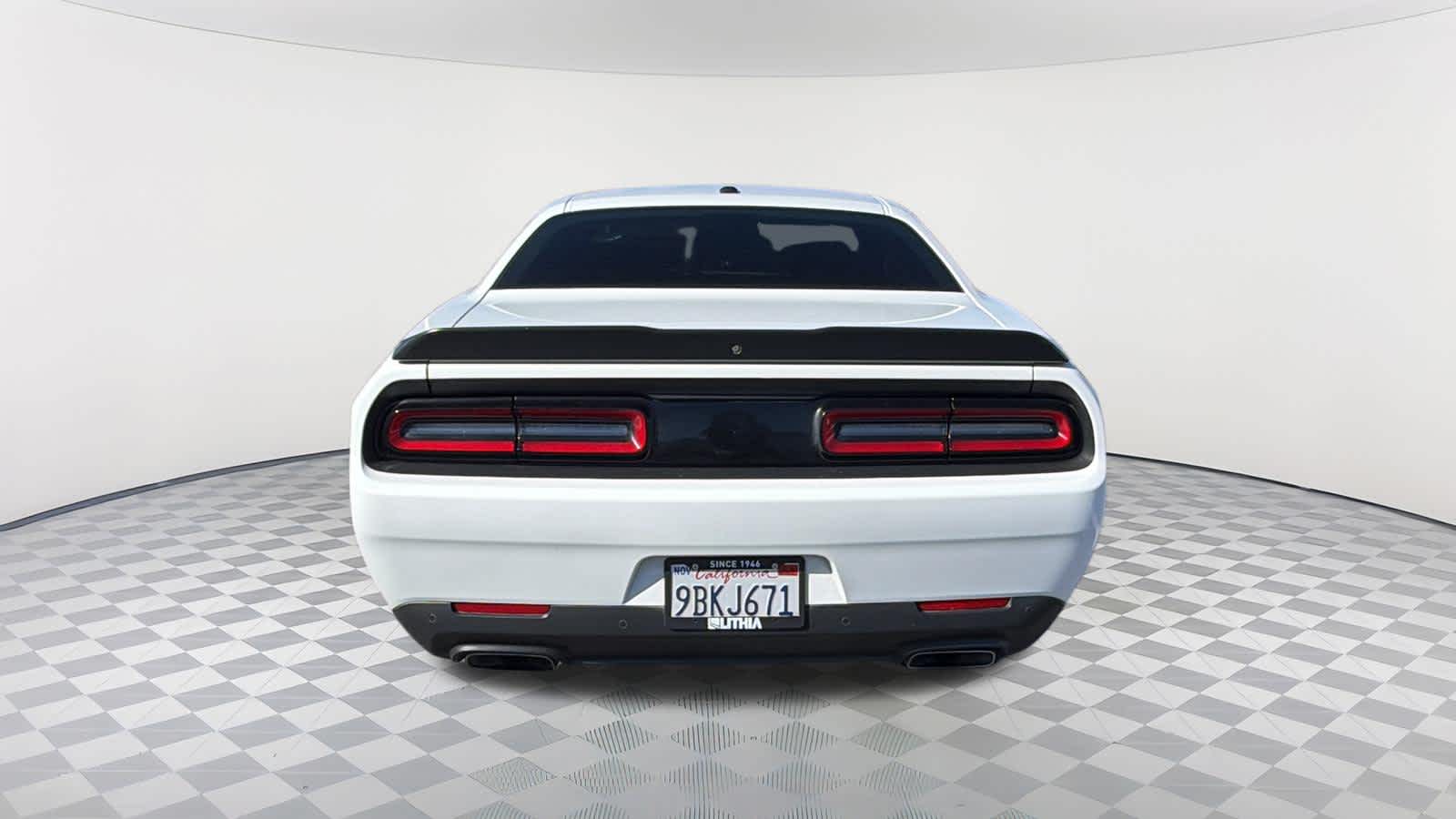 Thumbnail: 2019 Dodge Challenger - 6