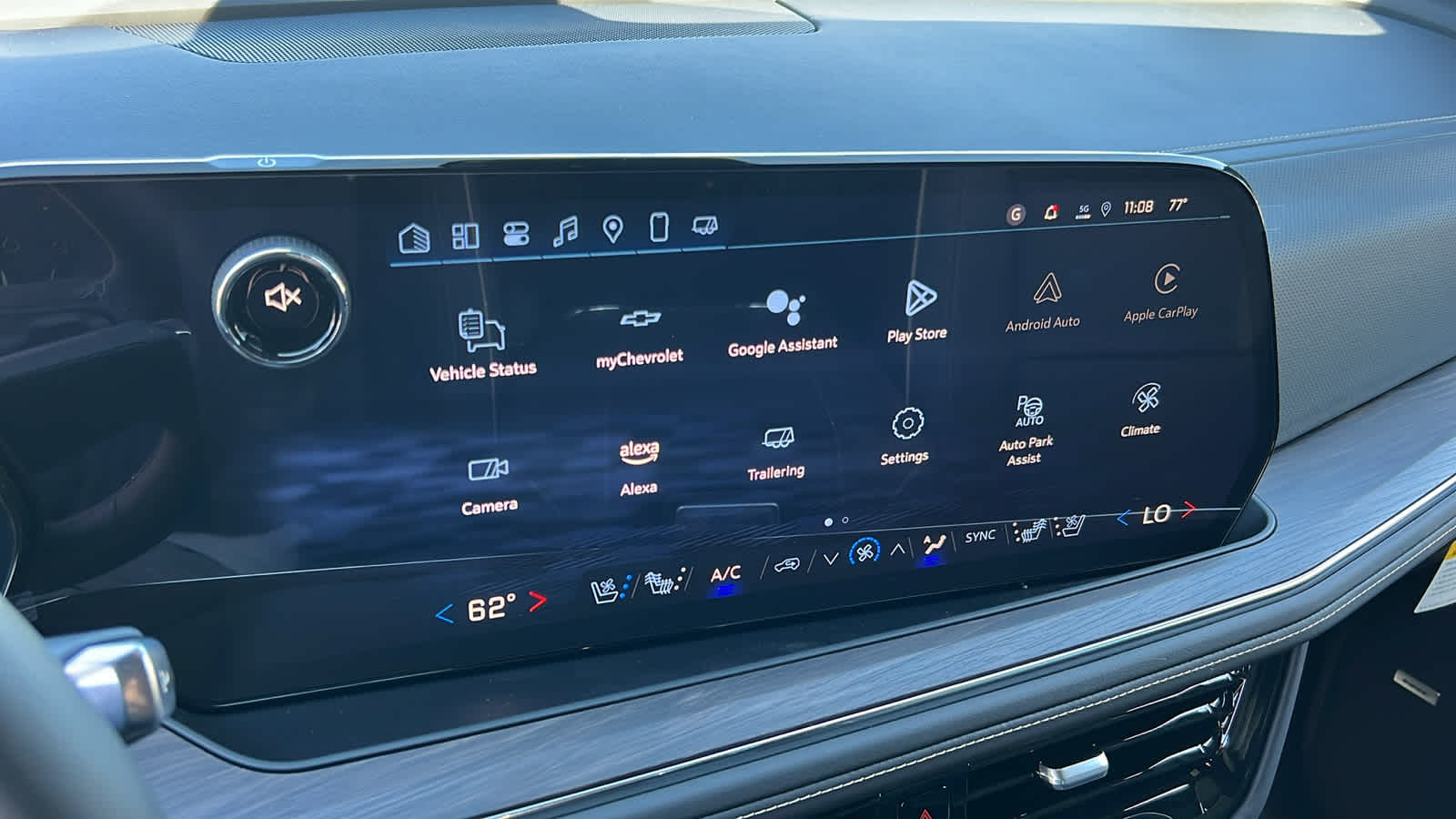 Thumbnail: 2025 Chevrolet Tahoe - 15