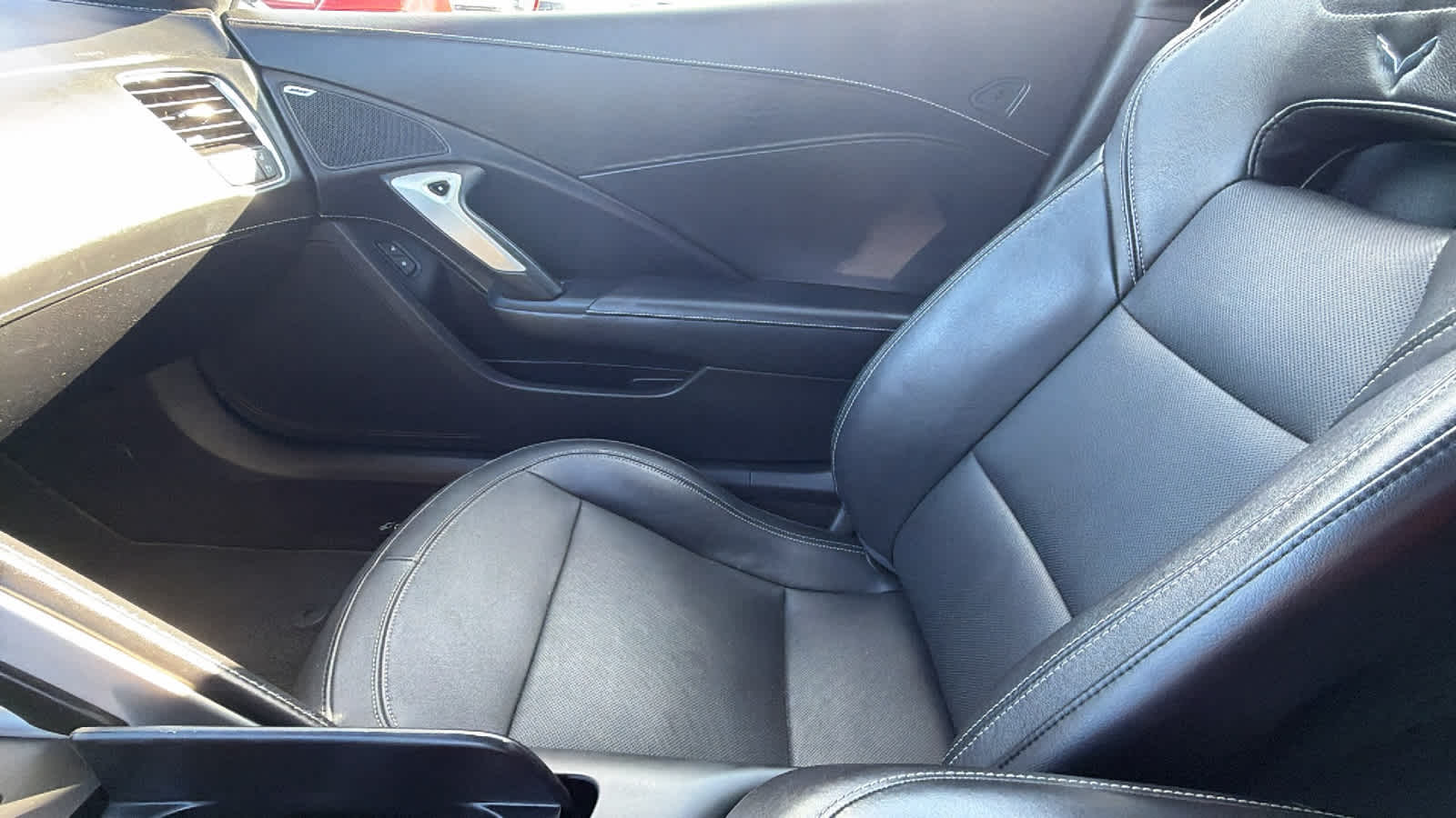 Thumbnail: 2018 Chevrolet Corvette - 12