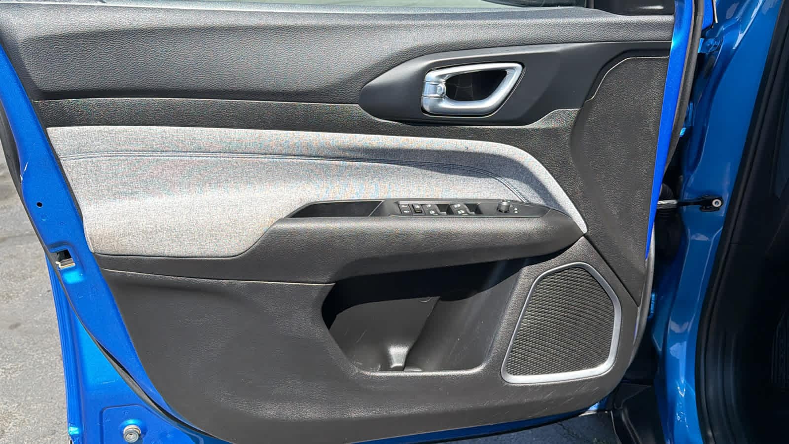 Thumbnail: 2024 Jeep Compass - 23