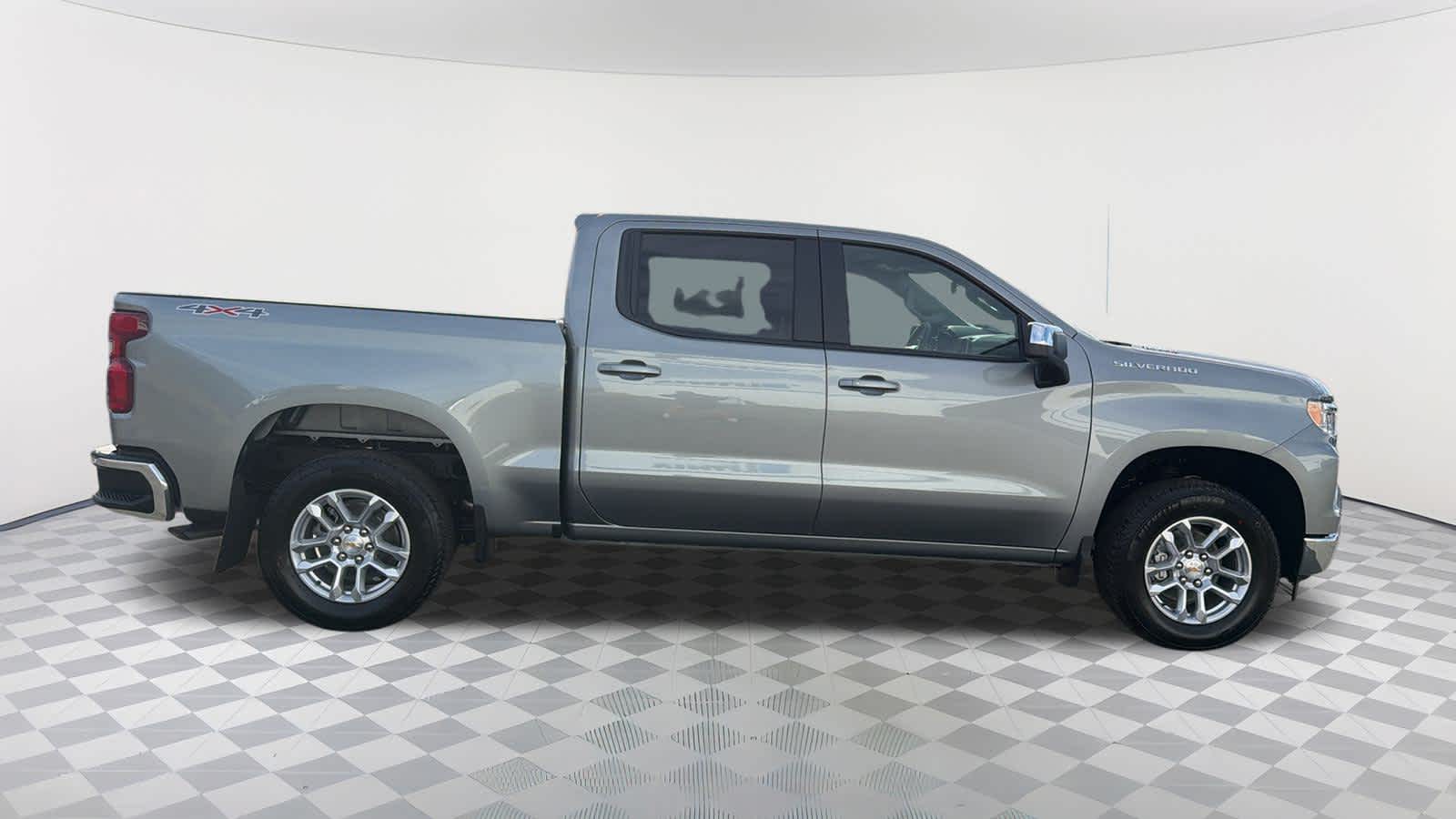 Thumbnail: 2026 Chevrolet Silverado 1500 - 4