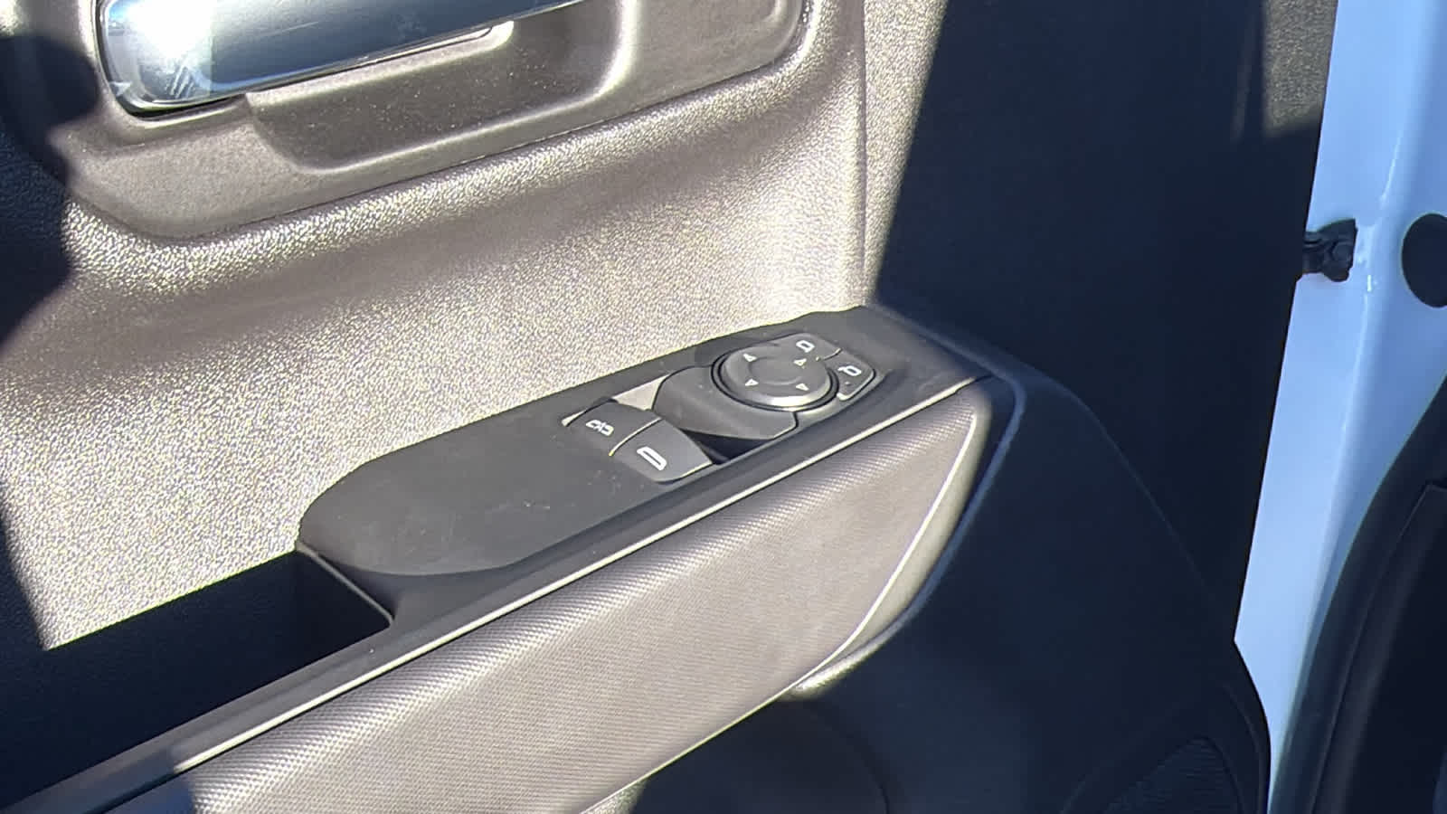 Thumbnail: 2026 Chevrolet Silverado 1500 - 22