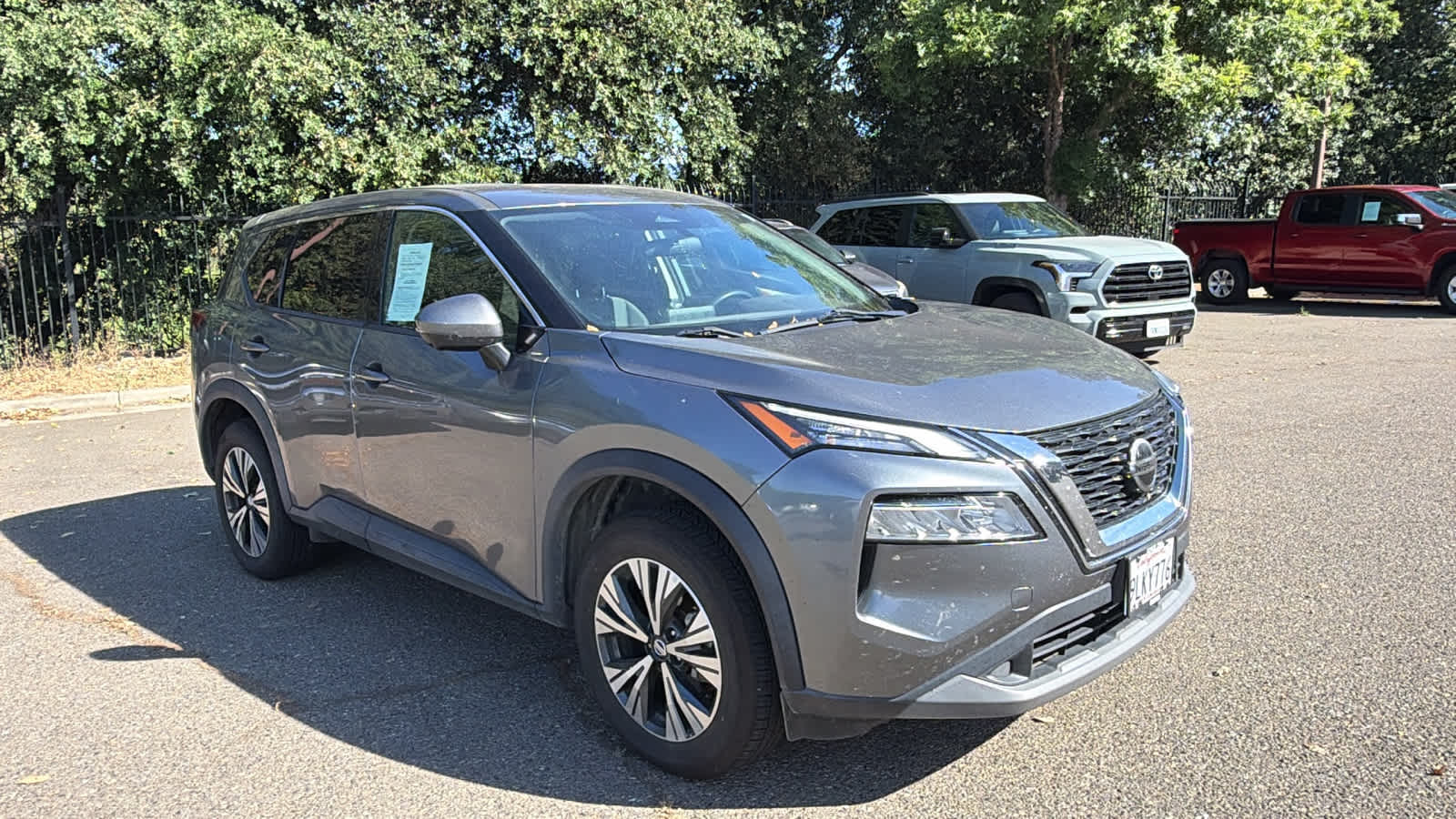 Thumbnail: 2021 Nissan Rogue - 3