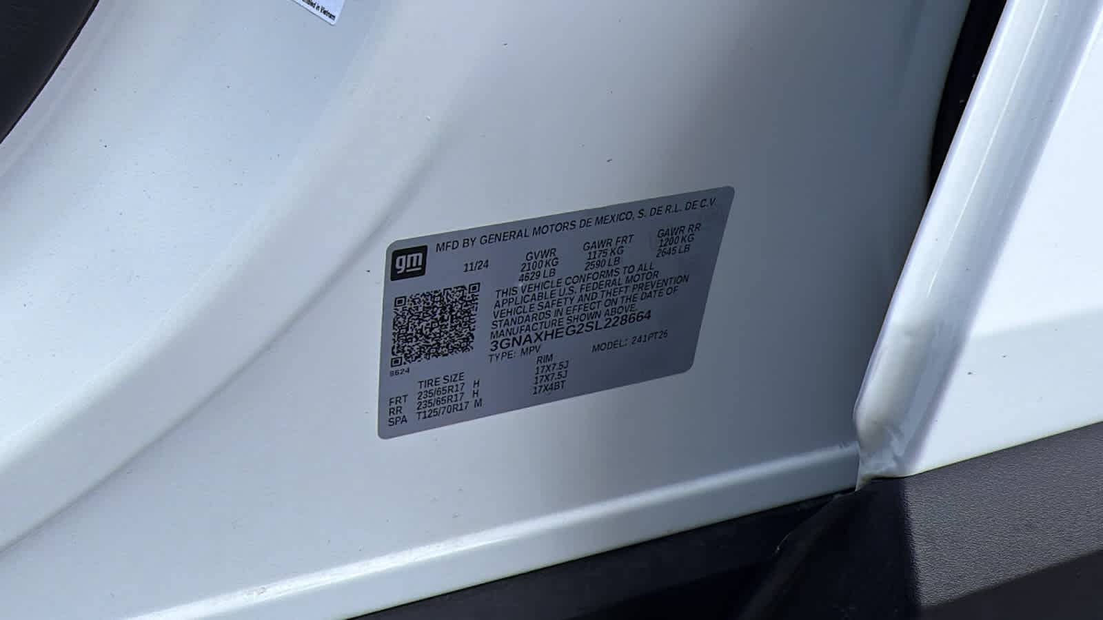 Thumbnail: 2025 Chevrolet Equinox - 30