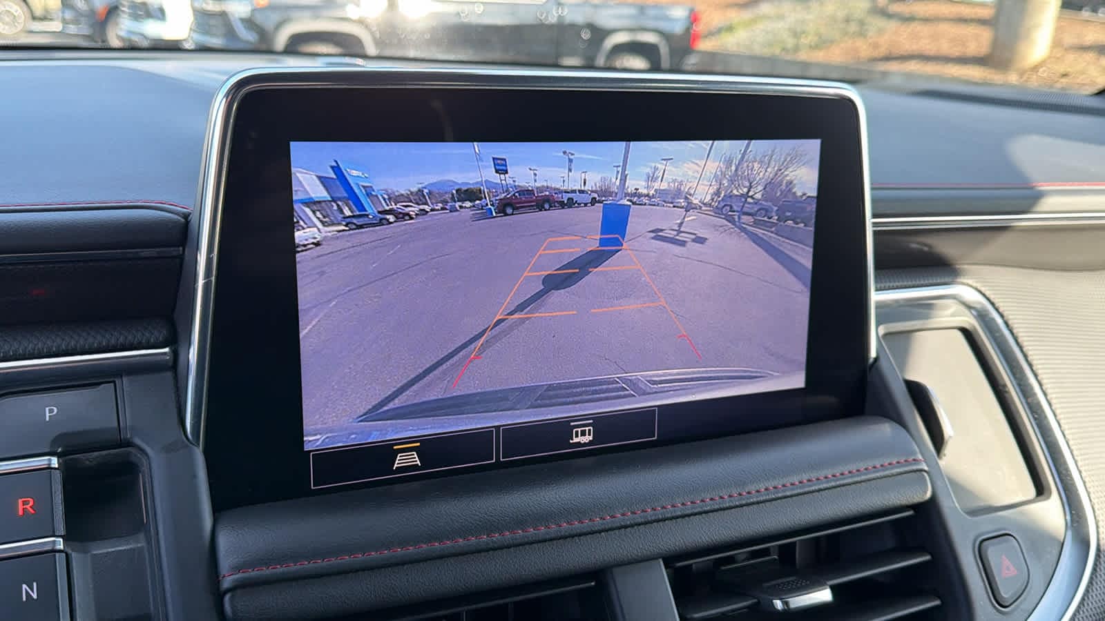 Thumbnail: 2021 Chevrolet Tahoe - 16