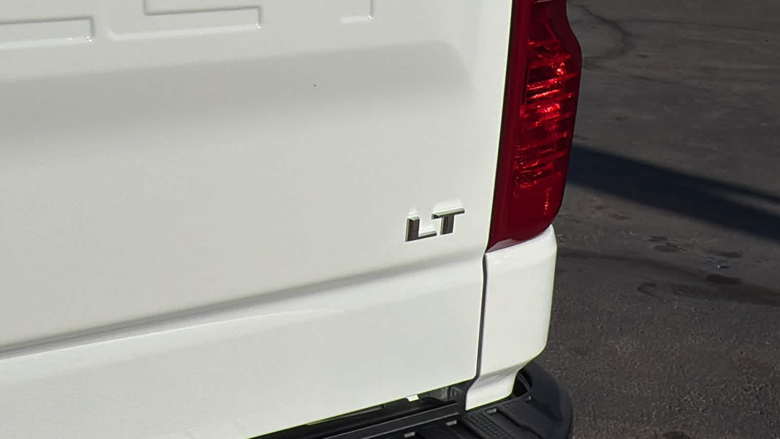 Thumbnail: 2026 Chevrolet Silverado 1500 - 28