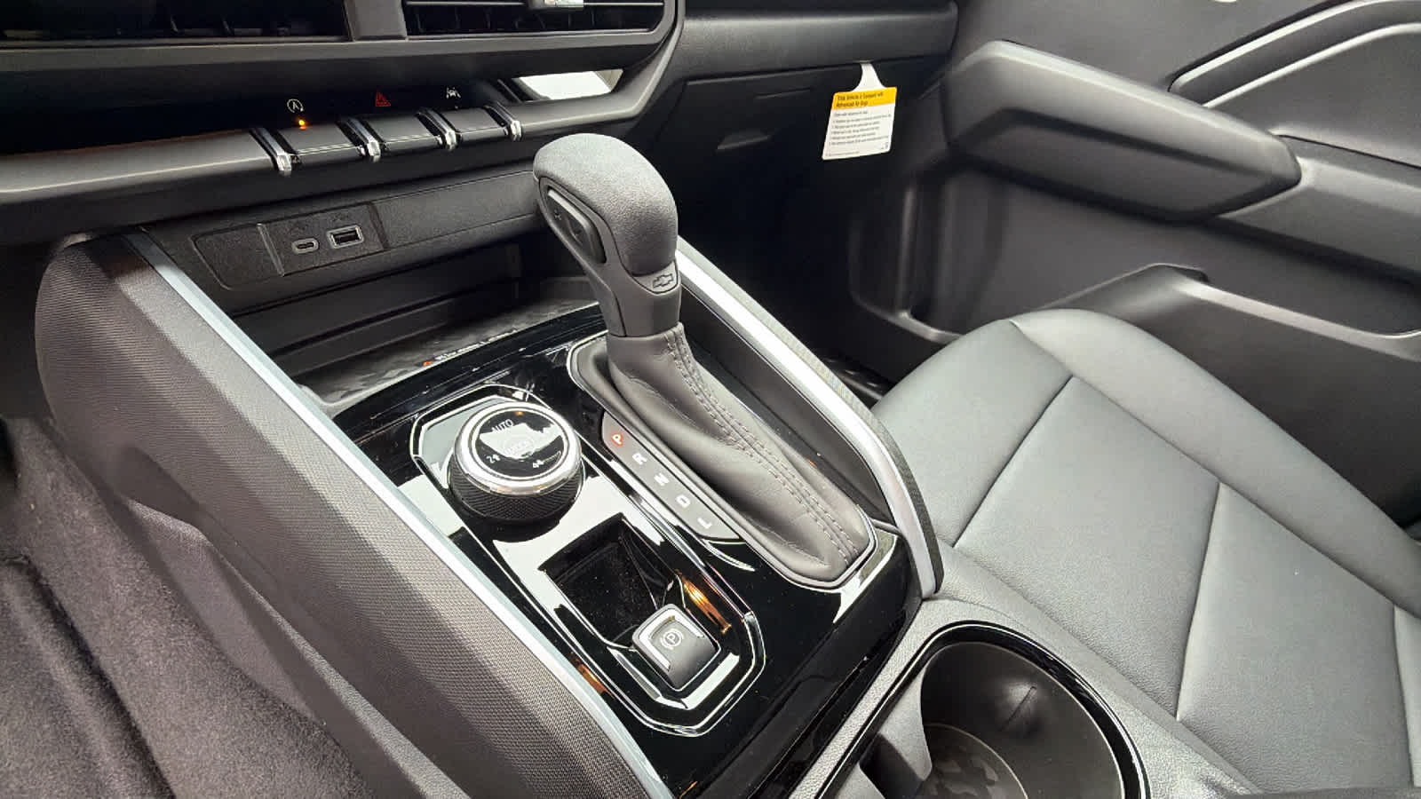 Thumbnail: 2026 Chevrolet Colorado - 13