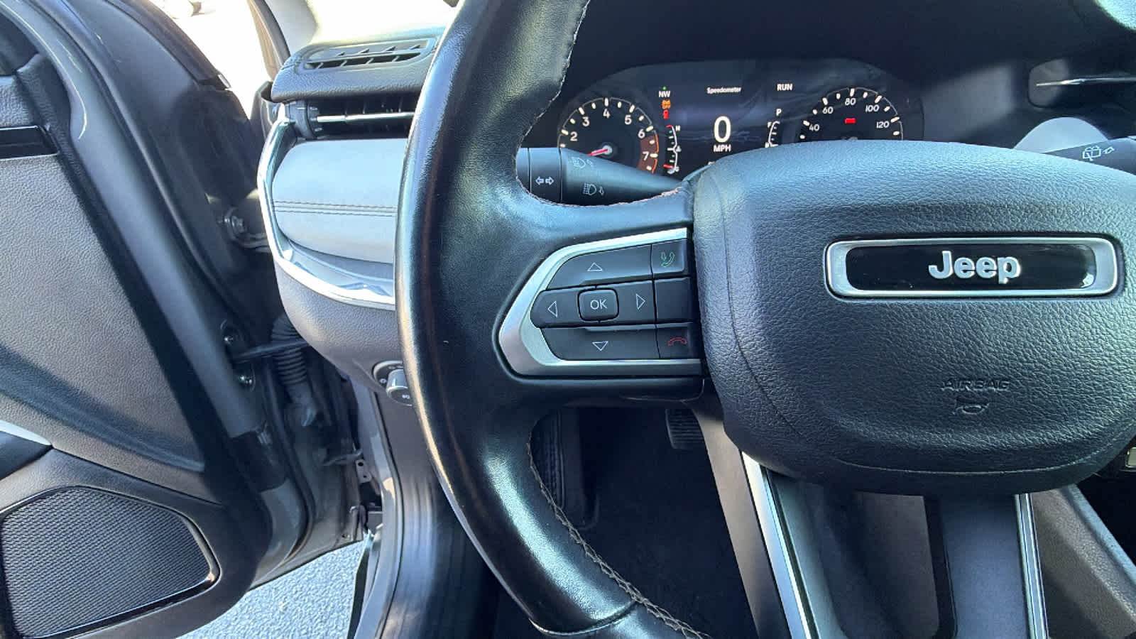 Thumbnail: 2022 Jeep Compass - 19