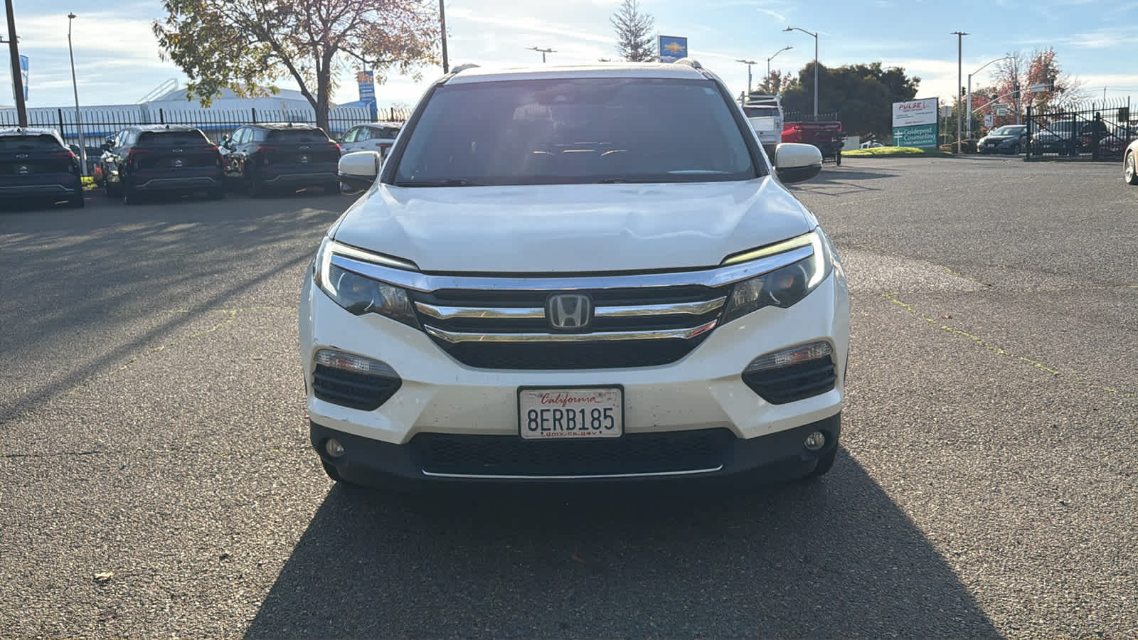 2018 Honda Pilot Touring photo 2