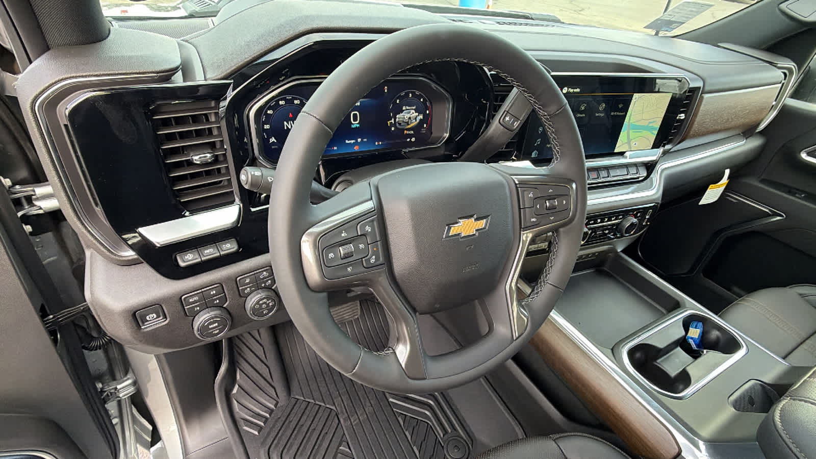 Thumbnail: 2026 Chevrolet Silverado 2500 - 10