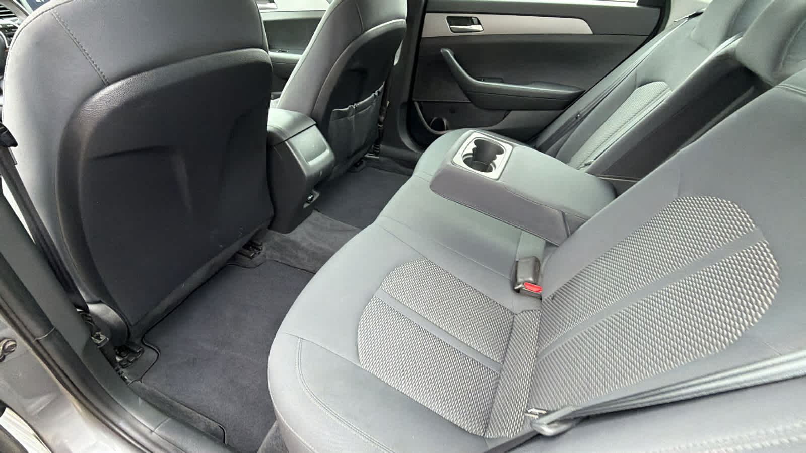 Thumbnail: 2019 Hyundai Sonata - 17