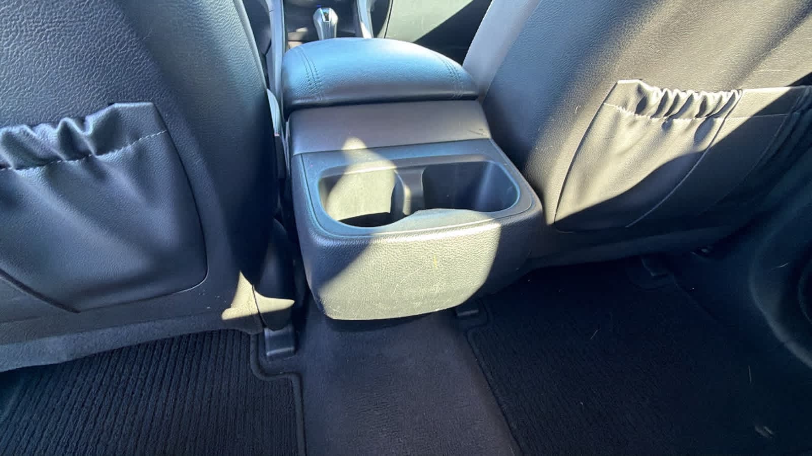 Thumbnail: 2017 Hyundai Santa Fe - 25