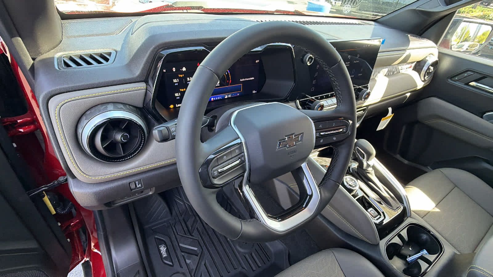 Thumbnail: 2026 Chevrolet Colorado - 10