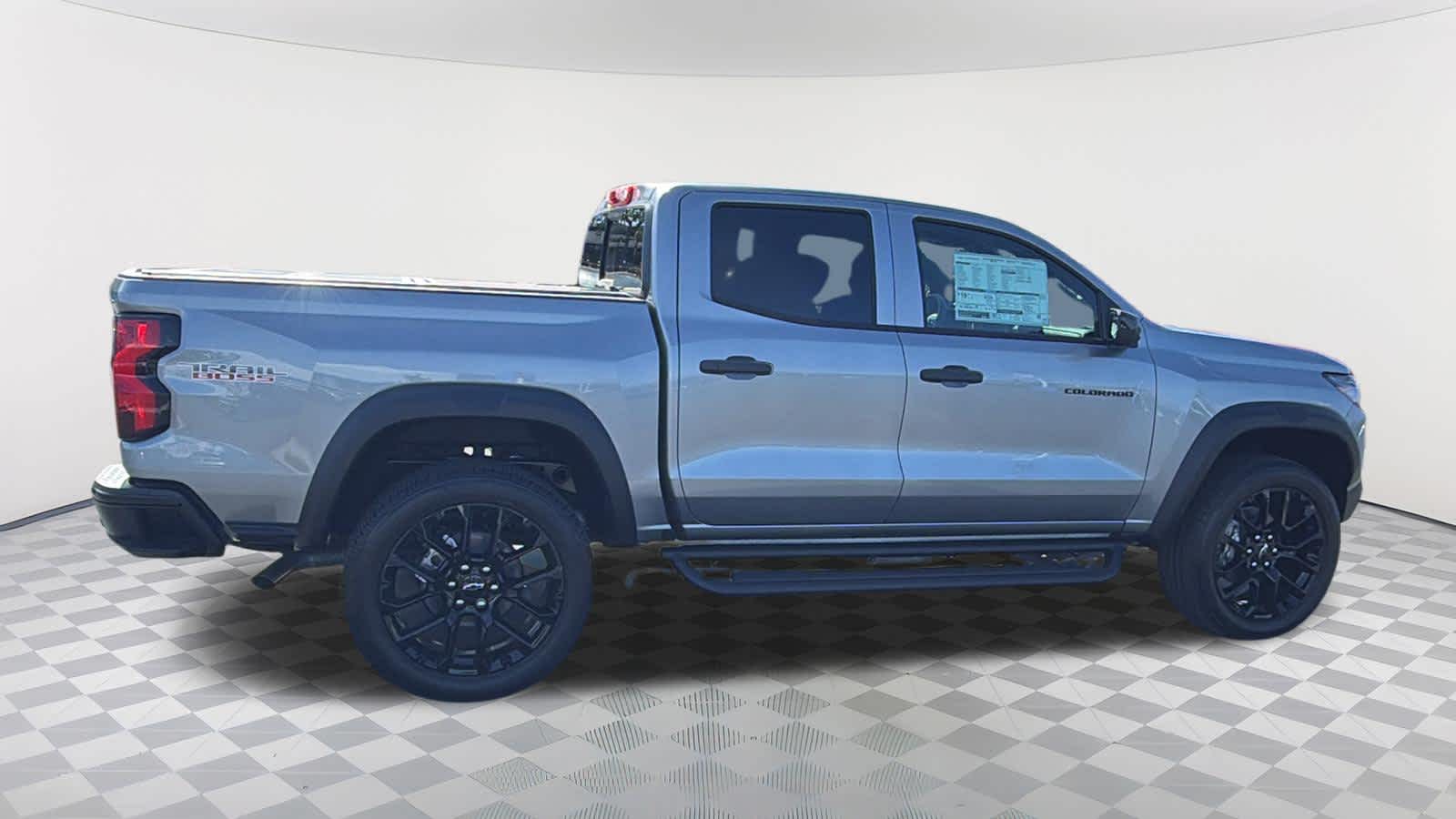 Thumbnail: 2026 Chevrolet Colorado - 4