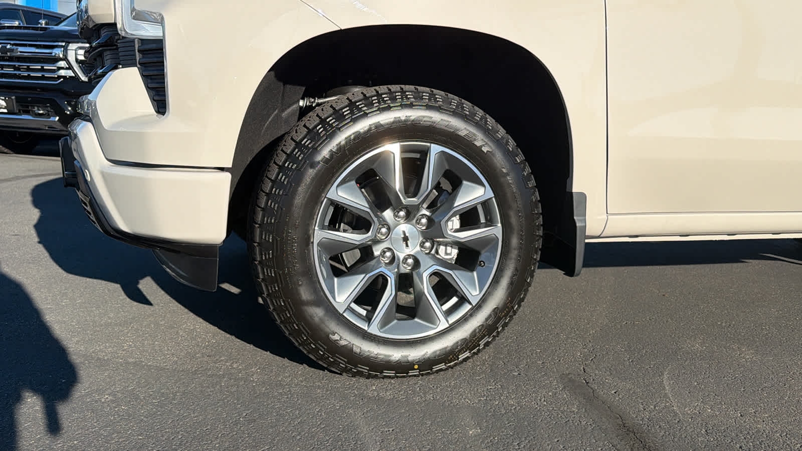 Thumbnail: 2026 Chevrolet Silverado 1500 - 9