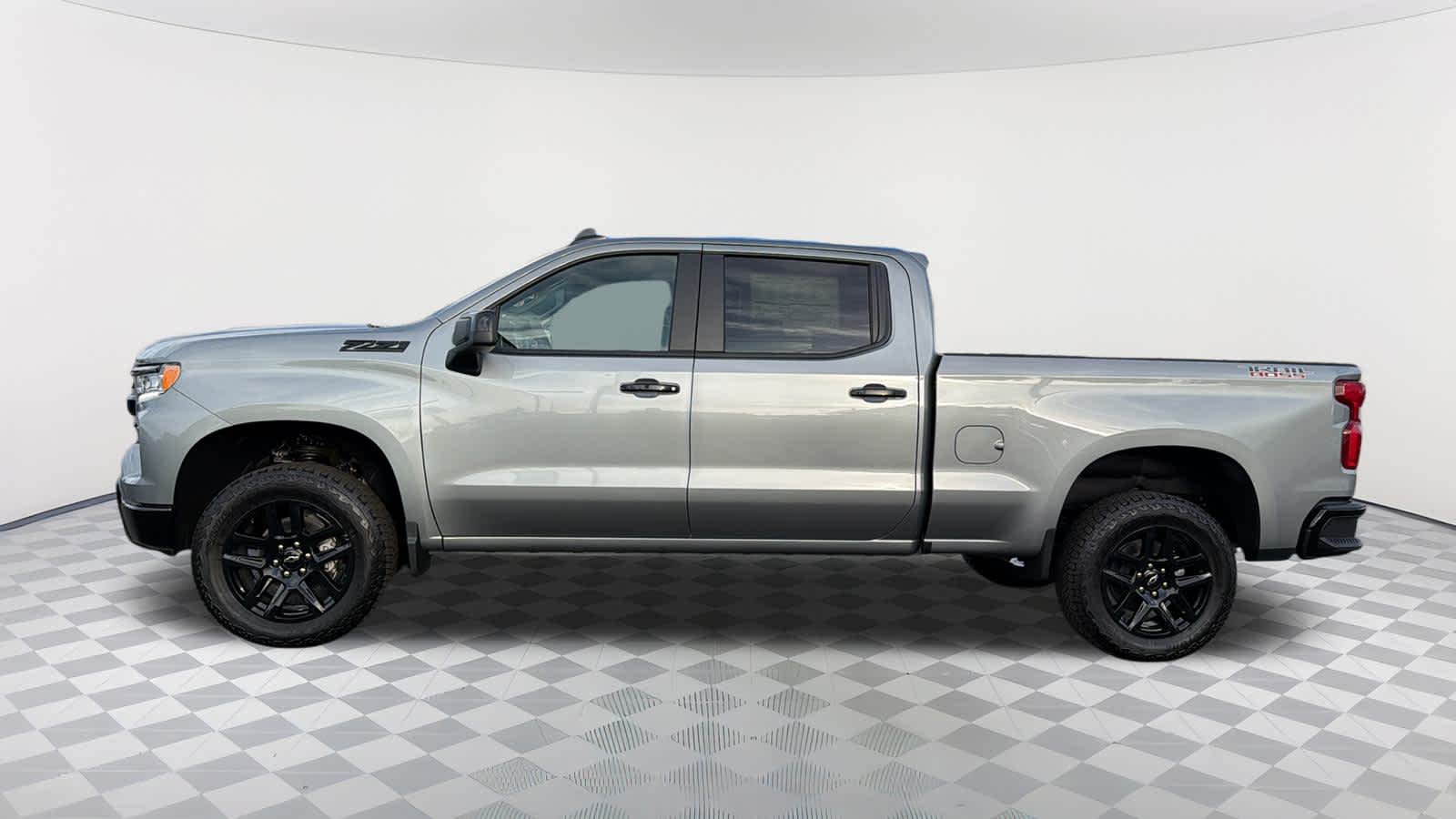 Thumbnail: 2026 Chevrolet Silverado 1500 - 8