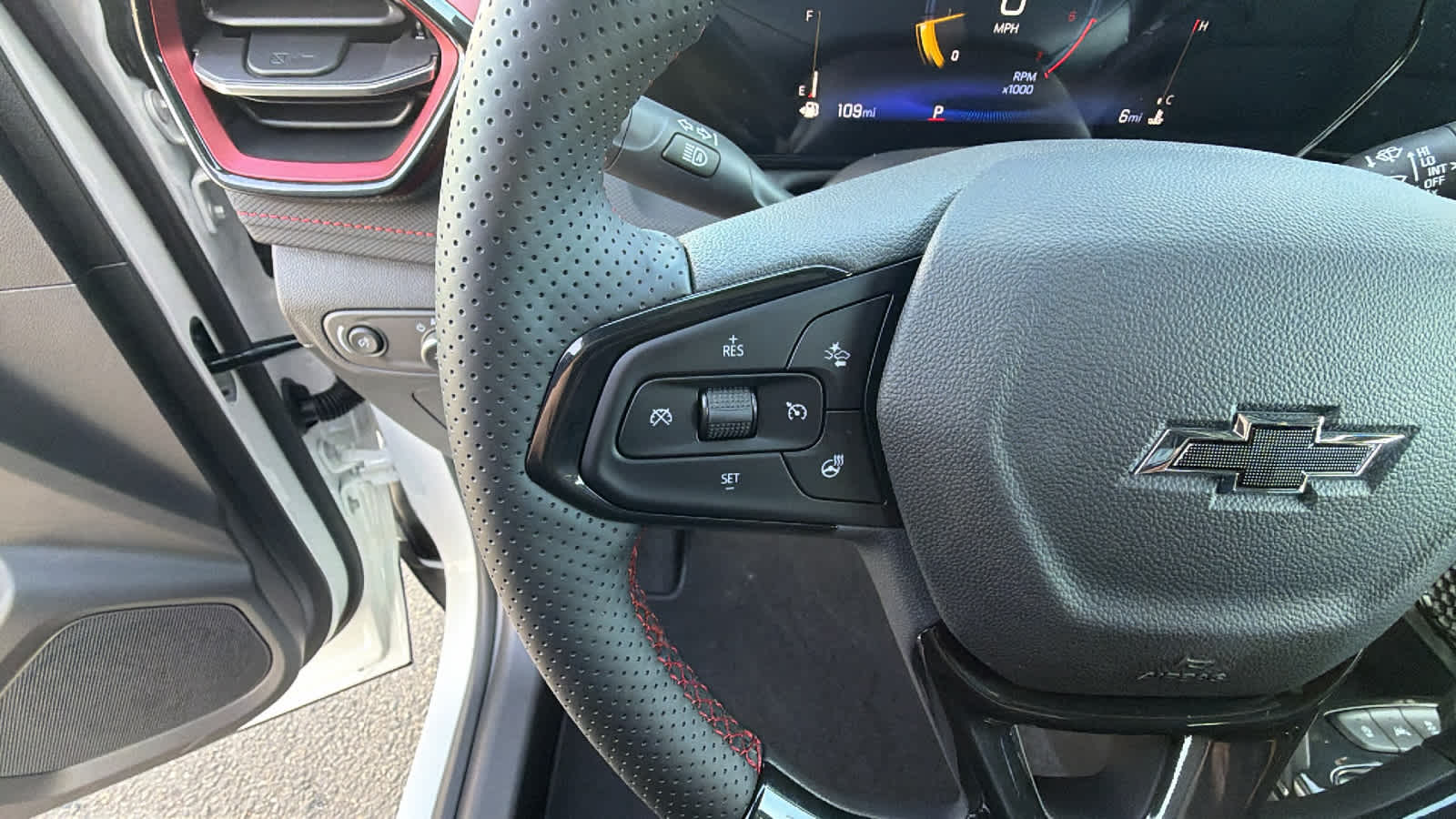 Thumbnail: 2026 Chevrolet TrailBlazer - 19