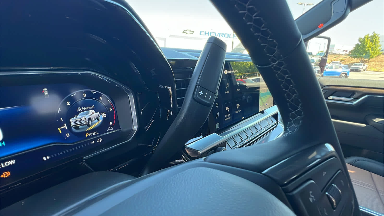 Thumbnail: 2025 Chevrolet Silverado 2500 - 13