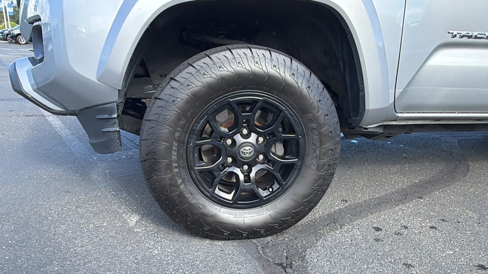 Thumbnail: 2021 Toyota Tacoma - 9