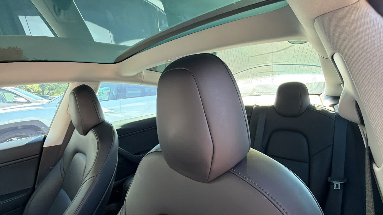 Thumbnail: 2019 Tesla Model 3 - 11