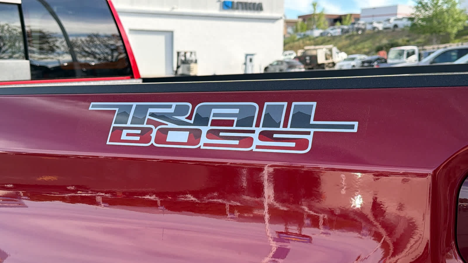 Thumbnail: 2026 Chevrolet Silverado 1500 - 28