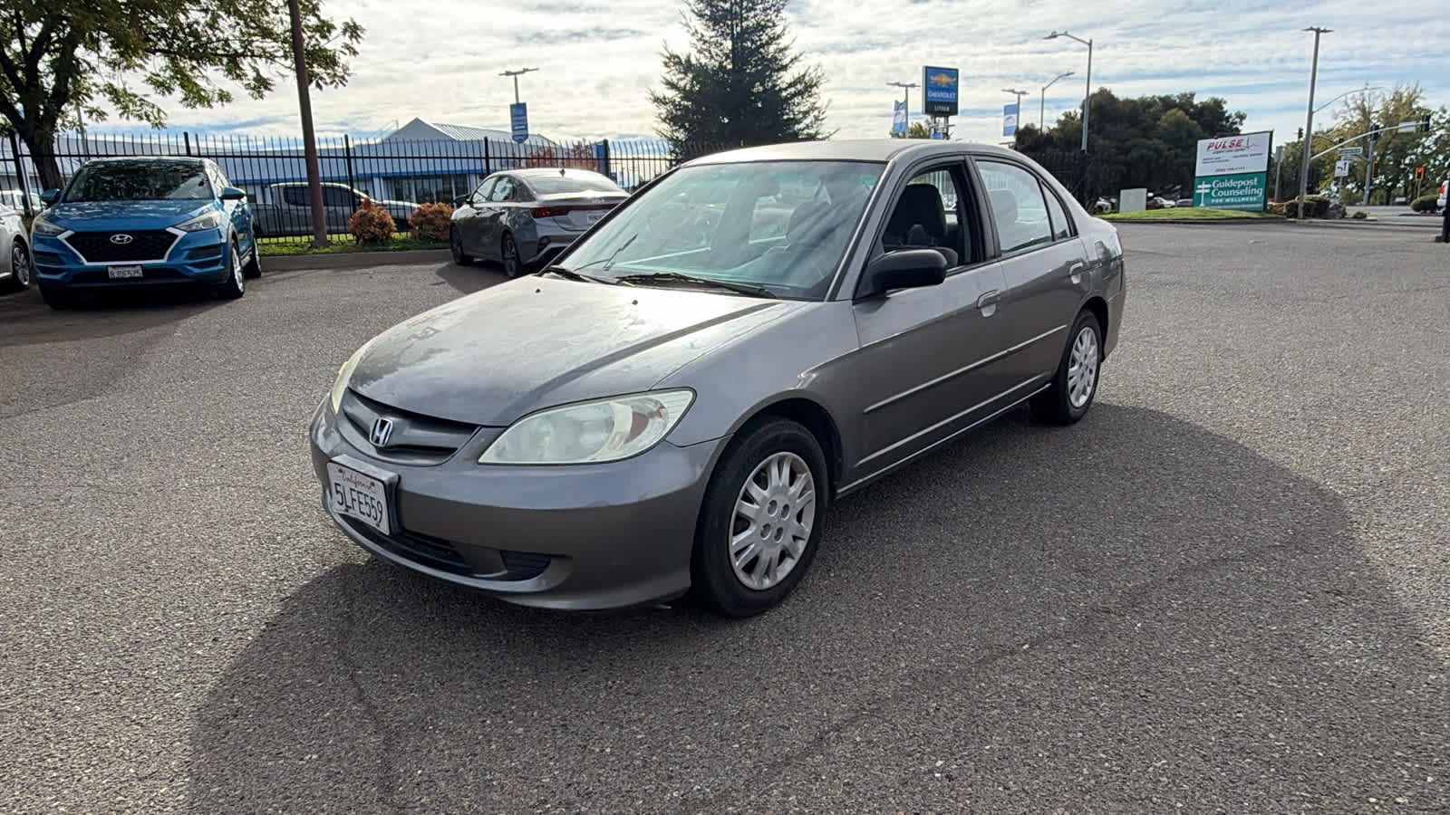 Used 2005 Honda Civic LX with VIN 2HGES16565H514500 for sale in Redding, CA