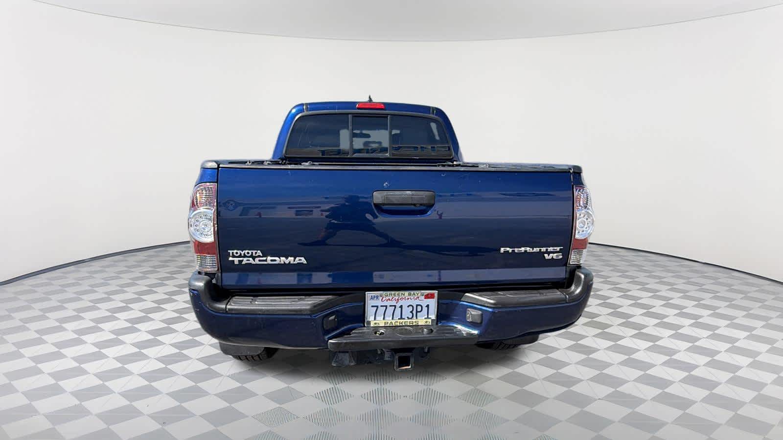 Thumbnail: 2014 Toyota Tacoma - 6