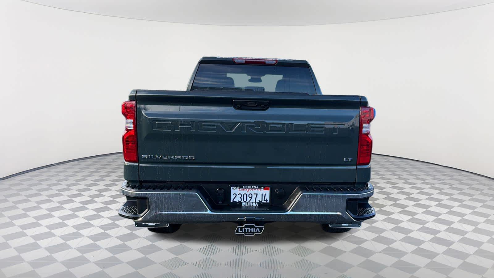 Thumbnail: 2026 Chevrolet Silverado 1500 - 6