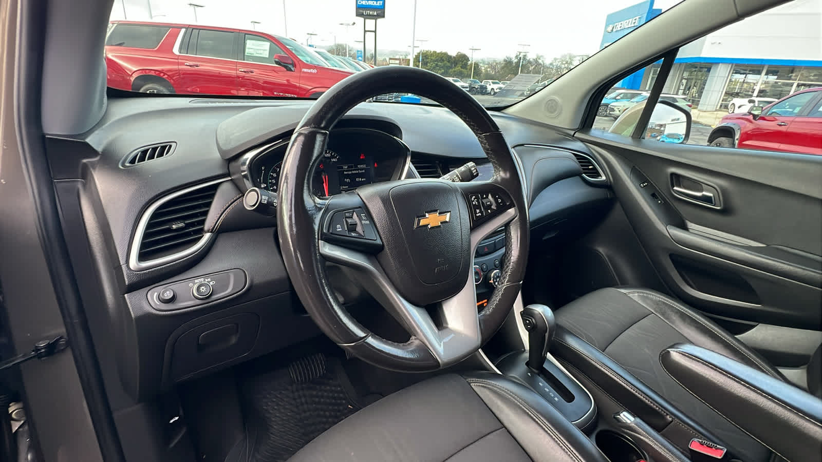 Certified 2022 Chevrolet Trax LT with VIN KL7CJPSM6NB519937 for sale in Redding, CA