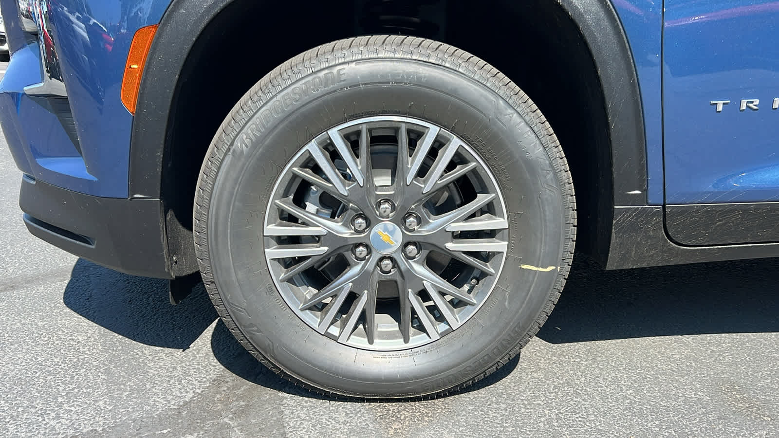 2025 Chevrolet Traverse LT 9