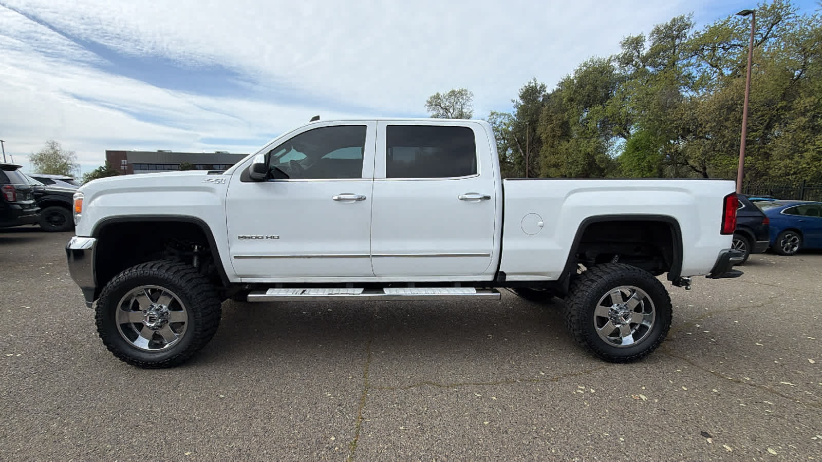 Thumbnail: 2017 GMC Sierra 2500 - 8