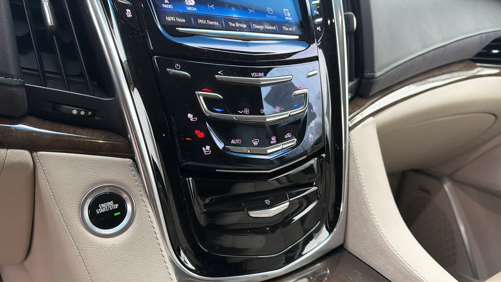 Thumbnail: 2019 Cadillac Escalade - 13