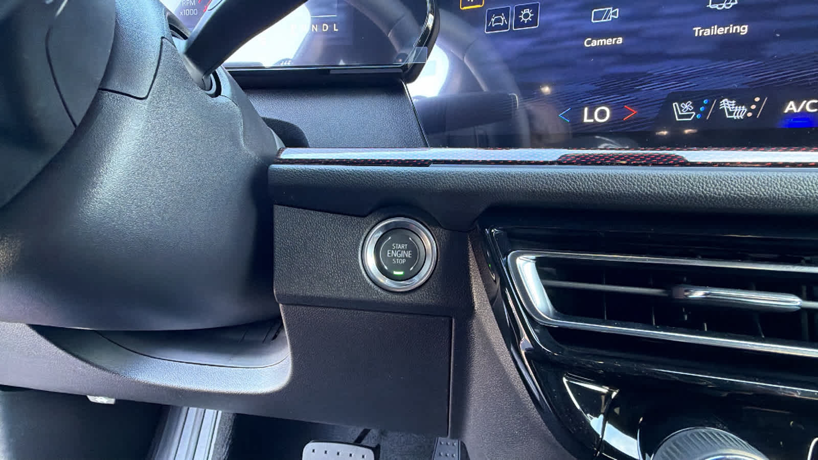 Thumbnail: 2026 Chevrolet Traverse - 17